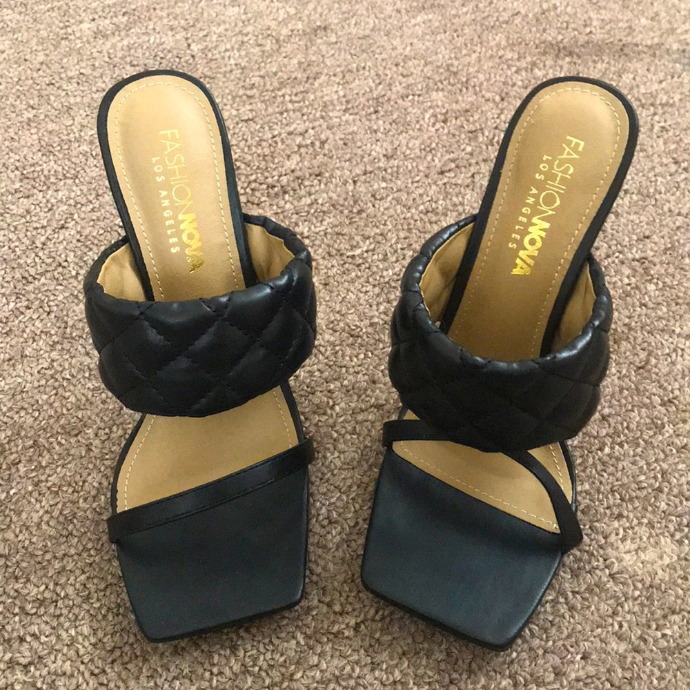 Shoe